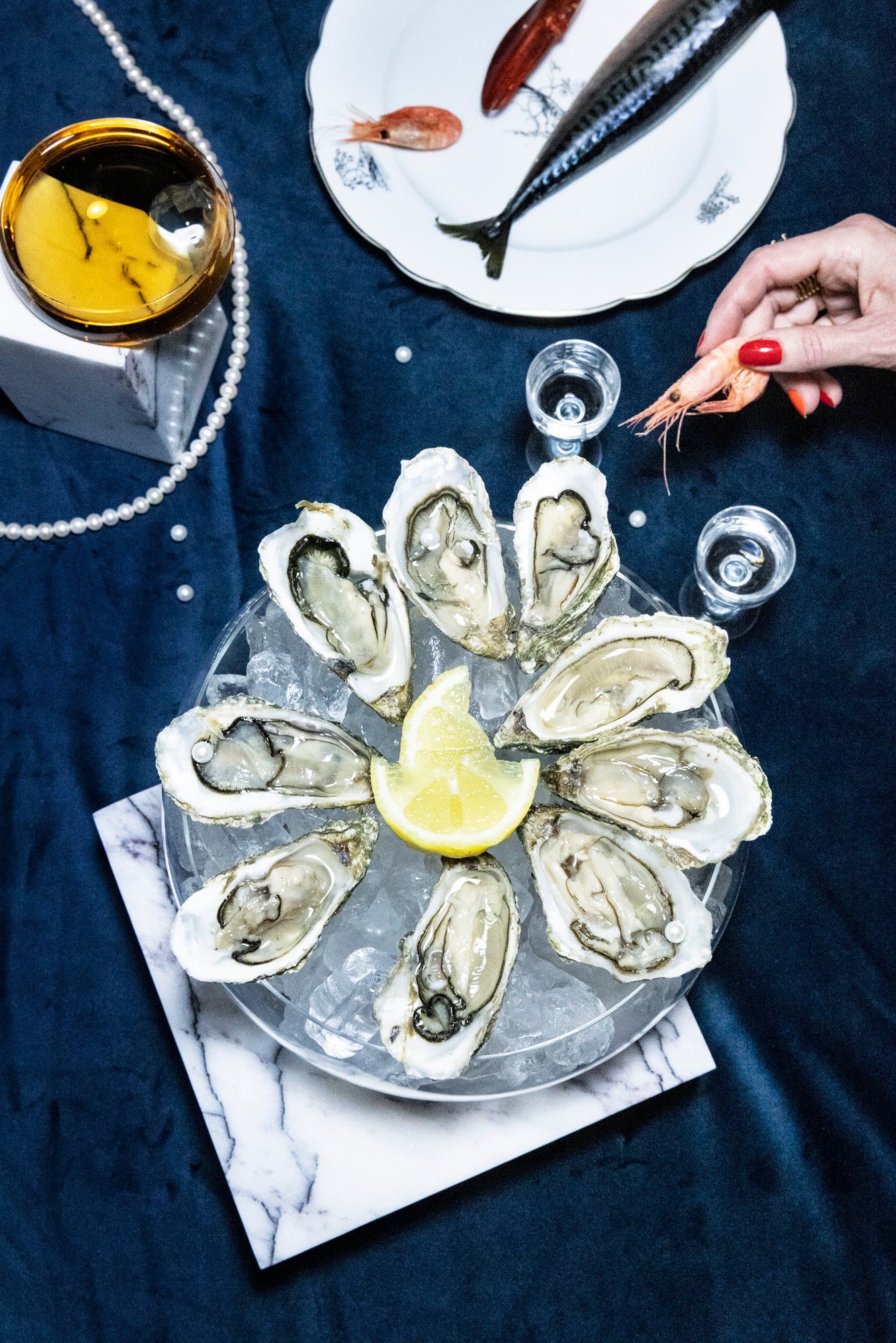 CLIFFHANGER BOWL - WHITE MARBLE