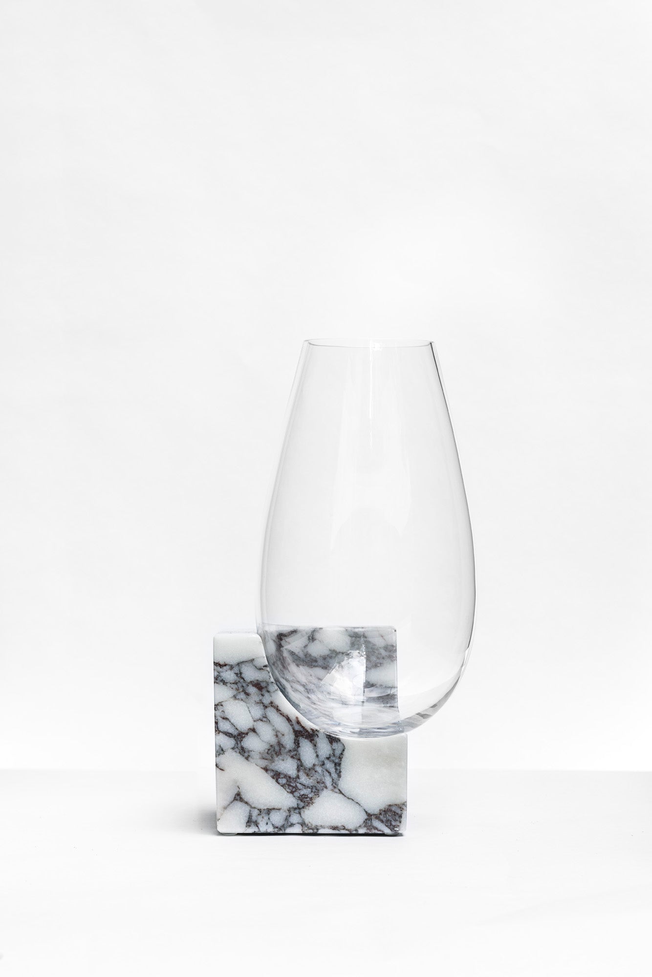 CLIFFHANGER VASE - CALACATTA VIOLA MARBLE