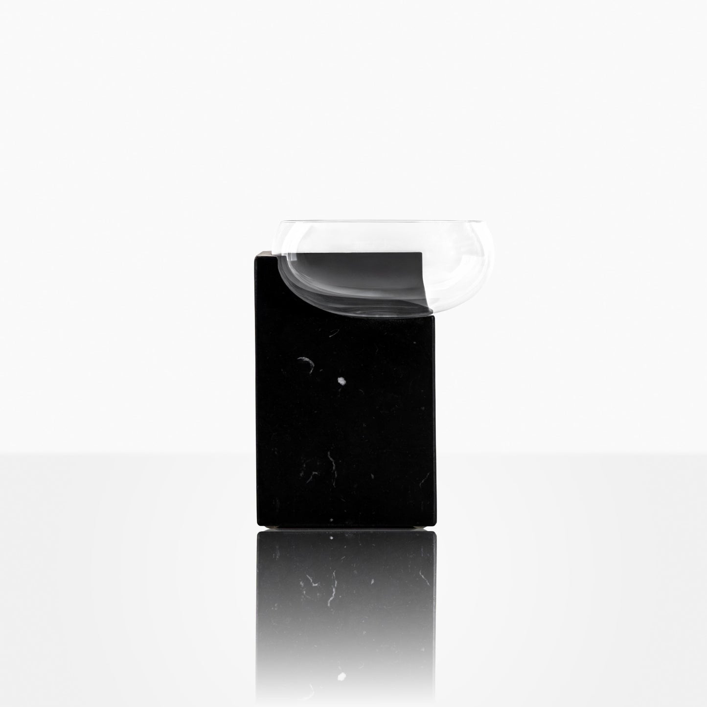 CLIFFHANGER COCKTAIL GLASS - NERO MARQUINA
