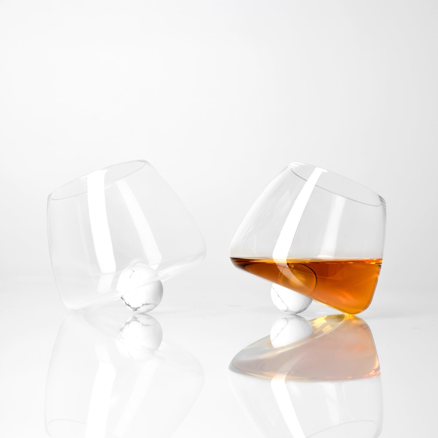 BALLER TUMBLER - HOWLITE STONE