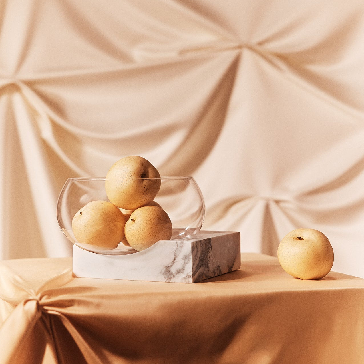 CLIFFHANGER BOWL - CALACATTA CARRARA