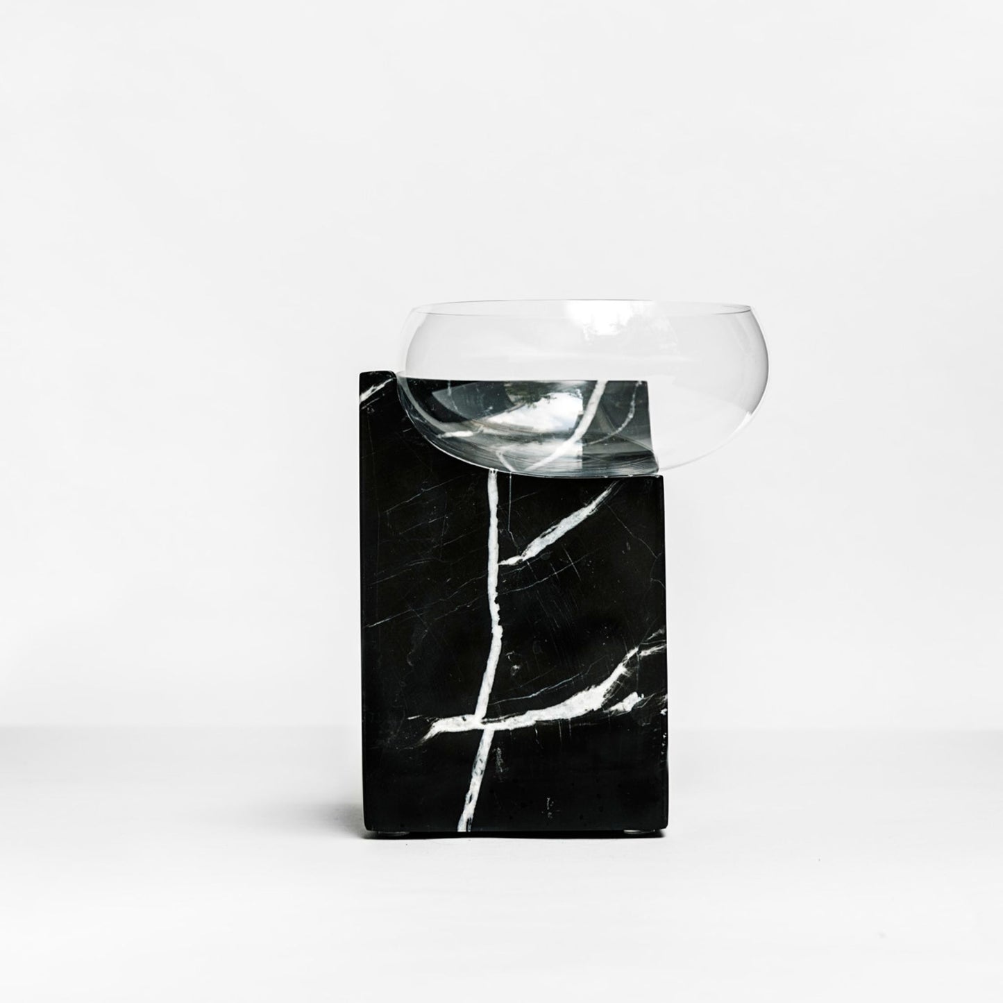 CLIFFHANGER COCKTAIL GLASS - BLACK MARBLE