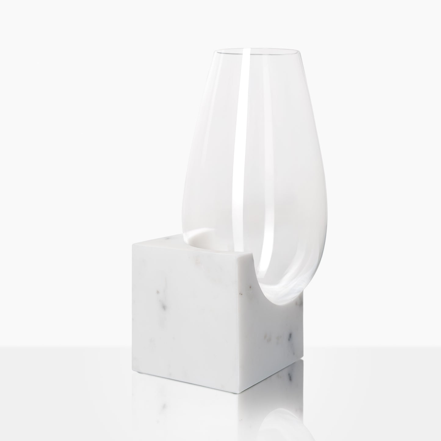 CLIFFHANGER VASE - CALACATTA CARRARA MARBLE