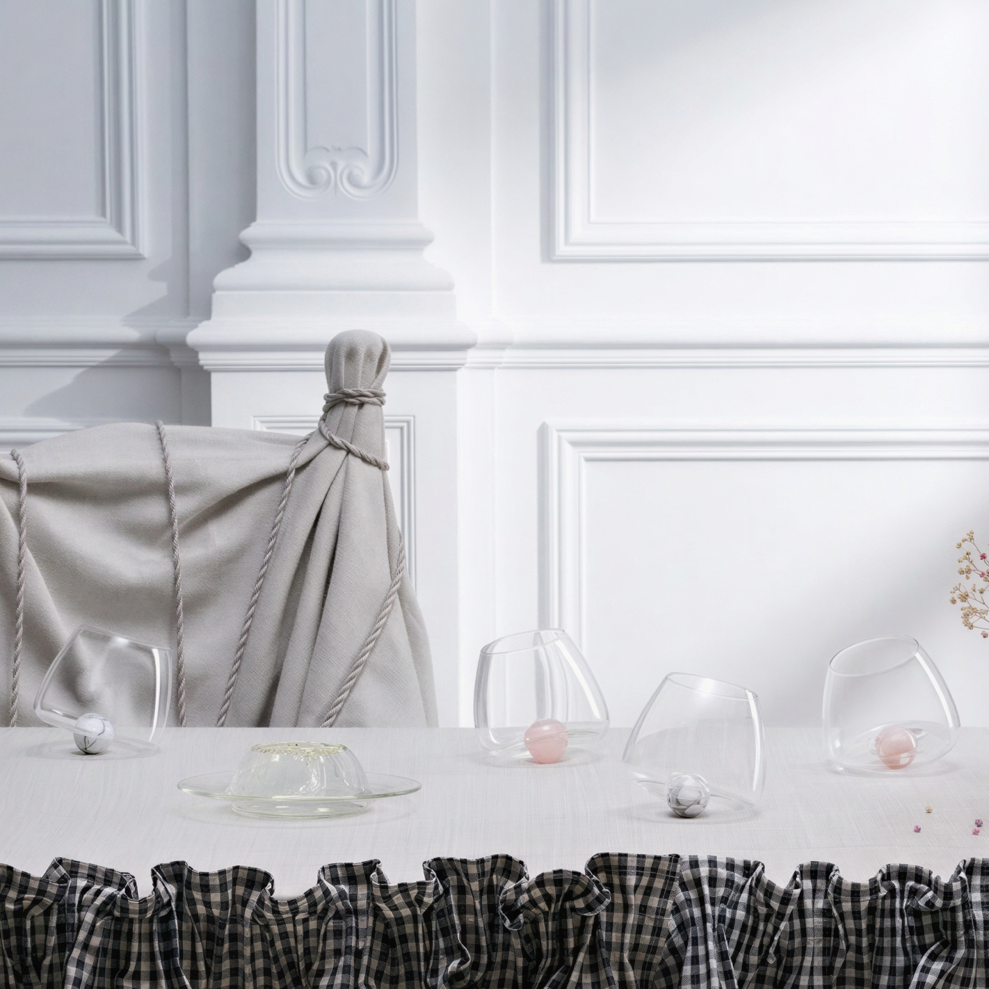 BALLER TUMBLER - HOWLITE STONE